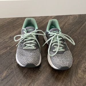ASICS women’s running shoes!